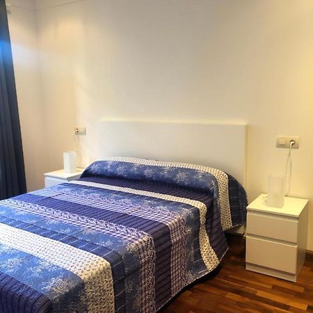 アビレスApartamento Galiana IIアパートメント エクステリア 写真